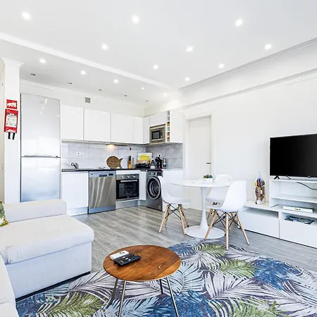 Sunshine Lovers Apartment *