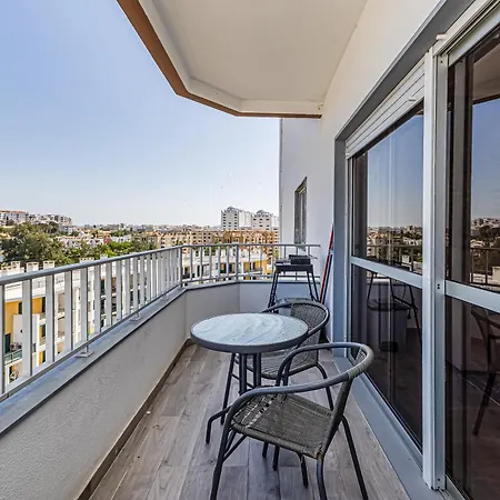 Sunshine Lovers Apartment